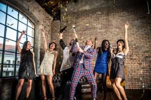 how to plan a bachelorette party